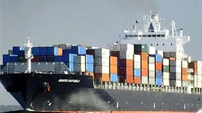 كيف ينجح قانون الاستثمار في دعم الاقتصاد المصري.. خبير اقتصادي تجيب (فيديو)