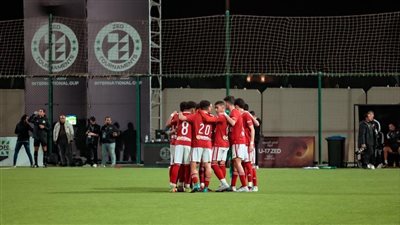 تأهل الأهلي وفينورد الهولندي لنهائي بطولة كأس زد الدولية.. و