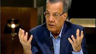 القتلة على المنصة.. عادل حمودة يكشف صدمة جيهان السادات في عهد الإخوان