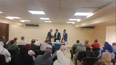 أسرة طلاب من أجل مصر تكرم مدير إدارة رعاية الشباب السابق