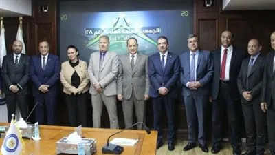 الملا يؤكد التوسع فى خطة استخدام الغاز الطبيعى كوقود للسيارات