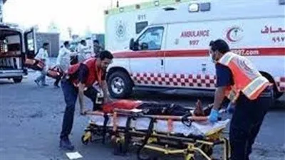 عاجل - تفاصيل سقوط حافلة من أعلى جسر في السعودية 