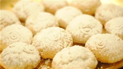 أحلى من الجاهز.. طريقة عمل الكحك مع فاطمة أبو حاتي 