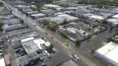 إعلان حالة الطوارئ في إحدى مقاطعات ولاية فلوريدا بسبب الفيضانات