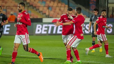 تشكيل الأهلي أمام سموحة في الدوري المصري الممتاز.. مفاجآت بالجملة