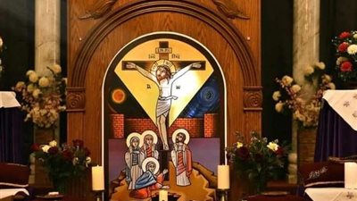 الأنبا دانيال لطفي يترأس بصخة الصلبوت بكاتدرائية أم المحبة بأسيوط