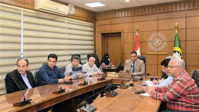 محافظ الدقهلية: توزيع المعدات على كافة الشوراع للحفاظ على النظافة 