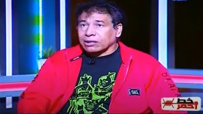 الشاعر إسلام خليل يوضح أسباب حذف أغنيته من فيلم التجربة الدنماركية (فيديو)