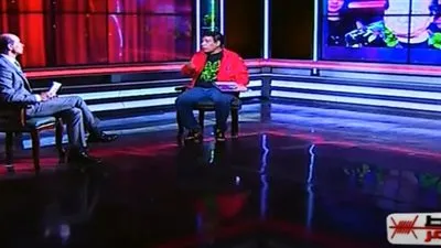 الشاعر إسلام خليل يهاجم عصام صاصا وحمو بيكا لهذا السبب (فيديو)