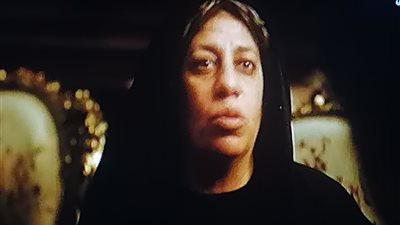 سماء إبراهيم تعطي باسم سمرة عمل يضعه مع سوسن بدر في القبر.. الحلقة 26 من 