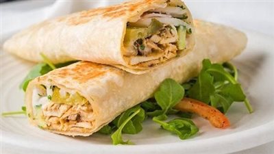 طريقة عمل شاورما الدجاج مثل المحلات