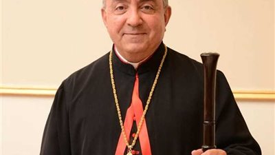  المطران جورج شيحان يترأس قداس عيد القيامة بكنيسة مار مارون في مصر الجديدة