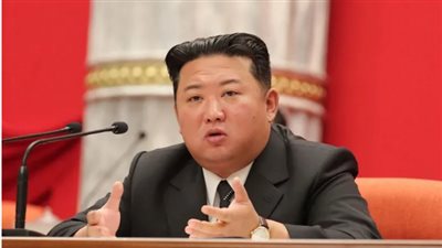 زعيم كوريا الشمالية يأمر بالمضي في خطة لإطلاق قمر صناعي للاستطلاع