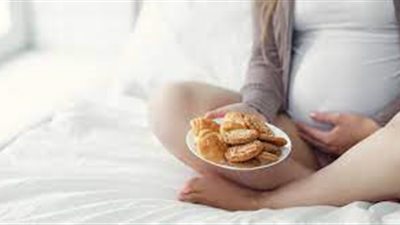 أضرار الإفراط في تناول كحك العيد للحامل 