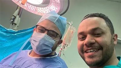 فريق من أطباء جامعة المنصورة ينقذ شابا من طعنة وقت صلاة العيد