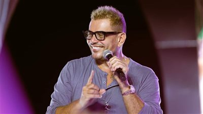 في هذا الموعد.. عمرو دياب يلتقي بجمهوره في أبو ظبي 