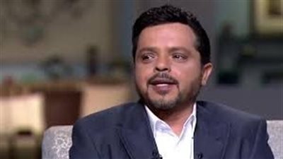 بعد إعادة توثيق حسابه.. كيف انتقد محمد هنيدي 