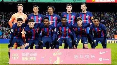 كومان ينصح نجم برشلونة السابق بعدم العودة إلى كامب نو