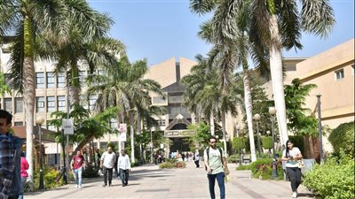 الخشت: انتظام الدراسة بكليات جامعة القاهرة