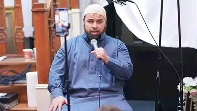 بكلمات مؤثرة.. الشيخ عبدالله كامل في ذمة الله (رسائل حزينة)