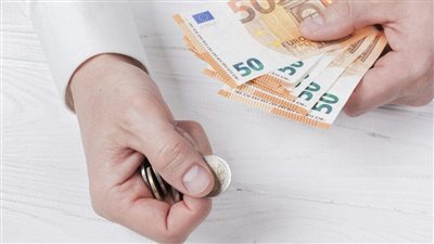 صمود عملة أوروبا.. ماذا يحدث الآن في سعر اليورو أمام الجنيه المصري؟ ( أبرز التفاصيل ) 