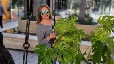 شاهد.. أحدث ظهور للفنانة ليلى علوي بعد تكريمها في مهرجان هوليود