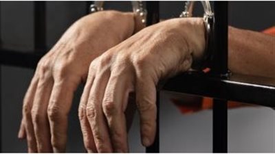 حبس مالك محل لاتجاره في العملة بمصر القديمة 