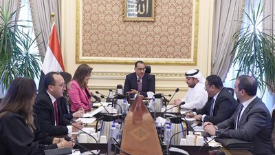 تفاصيل لقاء 