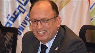 جامعة حلوان توحد جهودها لنشر فلسفة الاختبارات الإلكترونية وتعميم التجربة 