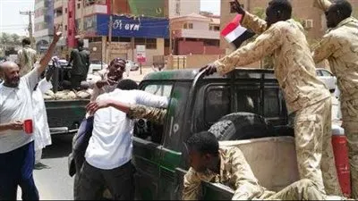 إجلاء المصريين المتواجدين في السودان.. إلى أين وصل؟