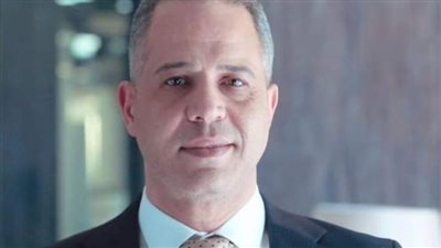 أحمد العوضي  ينعي مصطفى درويش 