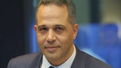 محطات في حياة الفنان الراحل مصطفي درويش