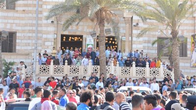 اللواتي خلعن 