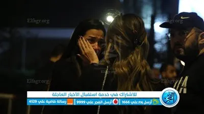 شاهد.. انهيار وبكاء إلهام وجدي في عزاء الراحل مصطفى درويش (صور)