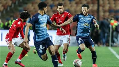 ميدو يوضح نقطة ضعف بيراميدز أمام الأهلي.. لاعب خارج التوقعات