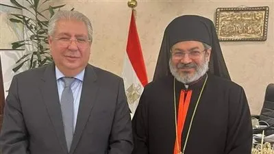 مطران إيبارشية سوهاج يلتقي السفير المصري بالكويت