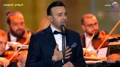 صابر الرباعي يشعل الأجواء في حفل 