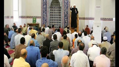 سبب لتكفير الذنوب.. ما هو فضل صلاة الجمعة