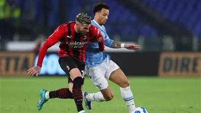 تشكيل ميلان لمواجهة لاتسيو اليوم في الدوري الإيطالي.. لياو وجيرو يقودان هجوم الروسونيري