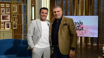 تعلمت الجدعنة من والدي وكنت بصرف على الشغل لحد لما بقيت نجم.. أبرز تصريحات محمد رجب مع عمرو الليثي 