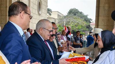 الخشت: الأنشطة الطلابية تساهم في تكوين شخصية الطلاب الوطنية