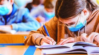 جدول الامتحانات الإلكترونية لطلاب الصف الثالث الإعدادي المصريين في الخارج