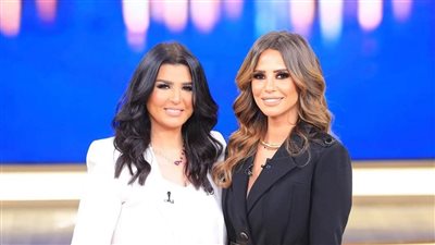 اليوم.. إيمان العاصي وأسرتها ضيوف برنامج منى الشاذلي