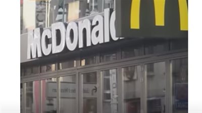 بسبب قطعة دجاجة ساخنة.. عائلة تقاضي ماكدونالدز بعد تشوه جلدي لطفلتهم