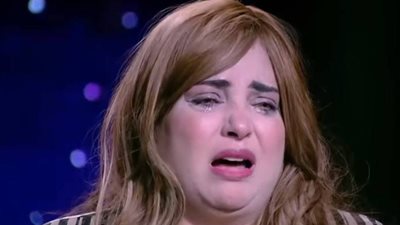 بعد مرور 23 عاما على قضية تعذيبها خادمتها - وفاء مكي تتصدر تريند جوجل