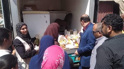 ضبط سيارتين تحملان لحوما فاسدة لبيعها في سوق أجا بالدقهلية (صور) 