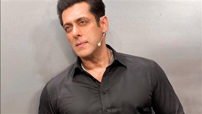 بكلمات مؤثرة.. سليمان خان يحتفل بمناسبة عيد الأم بتوقيت الهند