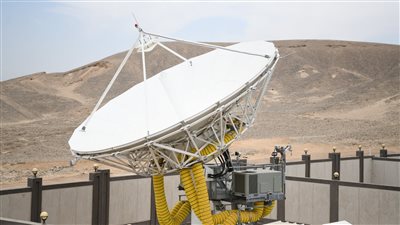 محافظ قنا يتابع مشروع محطة التحكم الأرضية للقمر الصناعي المصري 