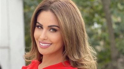 أول تعليق من مي سليم بعد حادث تصادم سيارتها