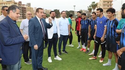 قبل خوضه لقاء بلدية المحلة.. محافظ المنوفية يتفقد التدريبات الأخيرة لفريق جمهورية شبين